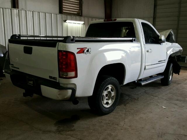 1GTN2TEA9BZ203289 - 2011 GMC SIERRA K15 WHITE photo 4