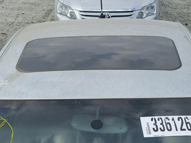 WVWRH63B24P196262 - 2004 VOLKSWAGEN PASSAT GLX 银色 照片 9