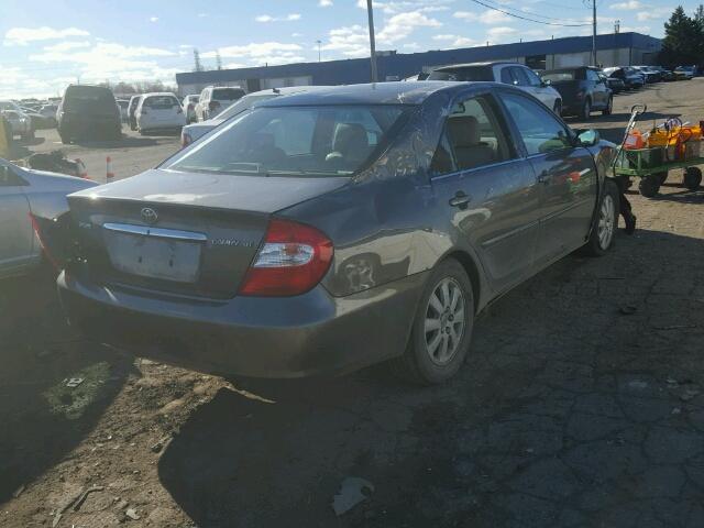 4T1BE32KX3U731635 - 2003 TOYOTA CAMRY LE GRAY photo 4