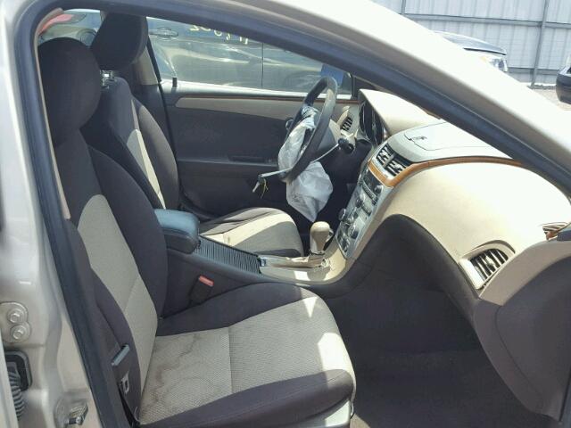 1G1ZC5E15BF259332 - 2011 CHEVROLET MALIBU 1LT SILVER photo 5