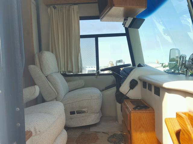 1RF120610V2013737 - 1997 ROADMASTER RAIL DYANASTER TWO TONE photo 5