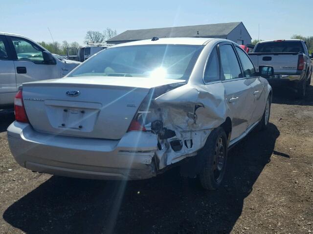 1FAHP24107G151702 - 2007 FORD FIVE HUNDR SILVER photo 4