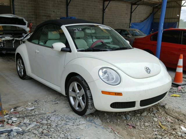 3VWFF31Y87M422424 - 2007 VOLKSWAGEN NEW BEETLE 白色 照片 1