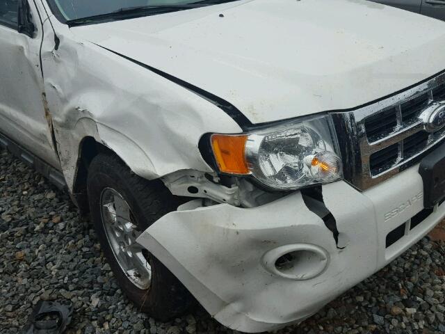 1FMCU9D73CKB86537 - 2012 FORD ESCAPE XLT CREAM photo 9