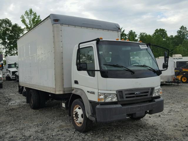 3FRLL45ZX7V634214 - 2007 FORD LOW CAB FO WHITE photo 1