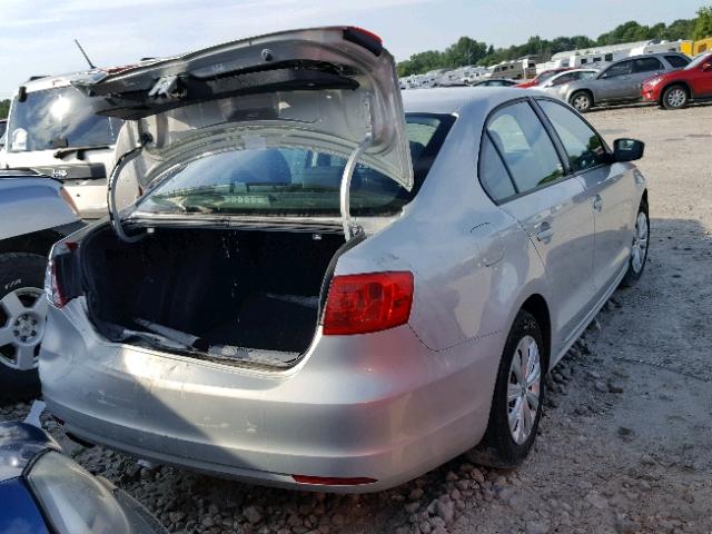 3VW2K7AJ1BM090694 - 2011 VOLKSWAGEN JETTA BASE 银色 照片 4