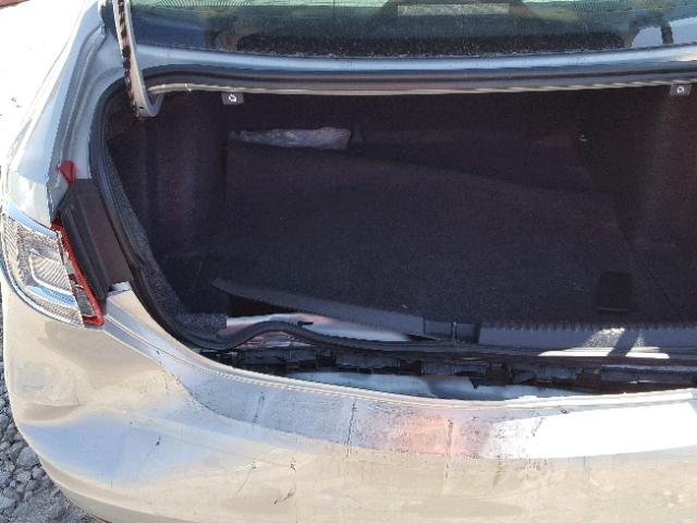 3VW2K7AJ1BM090694 - 2011 VOLKSWAGEN JETTA BASE 银色 照片 9