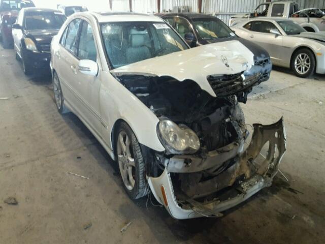 WDBRF52H77F866113 - 2007 MERCEDES-BENZ C 230 WHITE photo 1