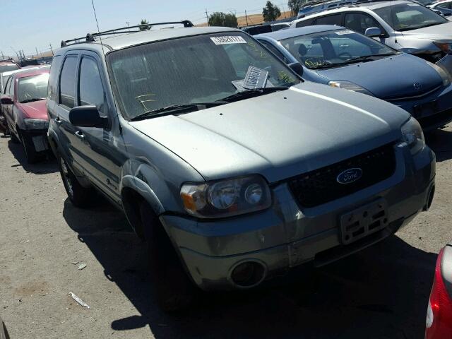 1FMCU95HX6KA52958 - 2006 FORD ESCAPE GREEN photo 1