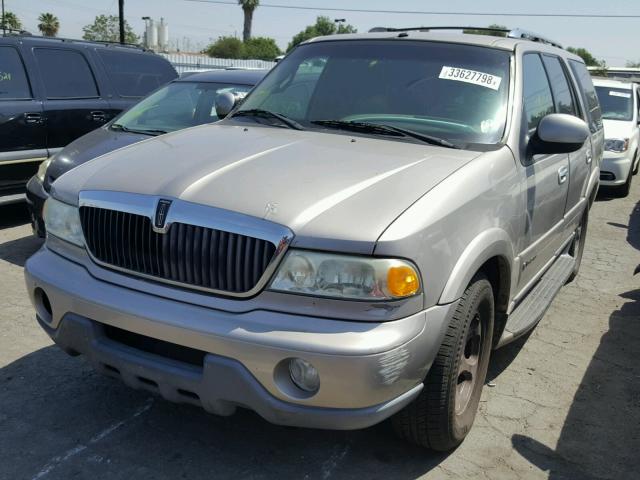 5LMEU27R92LJ08265 - 2002 LINCOLN NAVIGATOR BEIGE photo 2