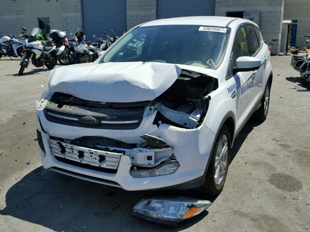 1FMCU0GX0DUA94993 - 2013 FORD ESCAPE SE WHITE photo 2