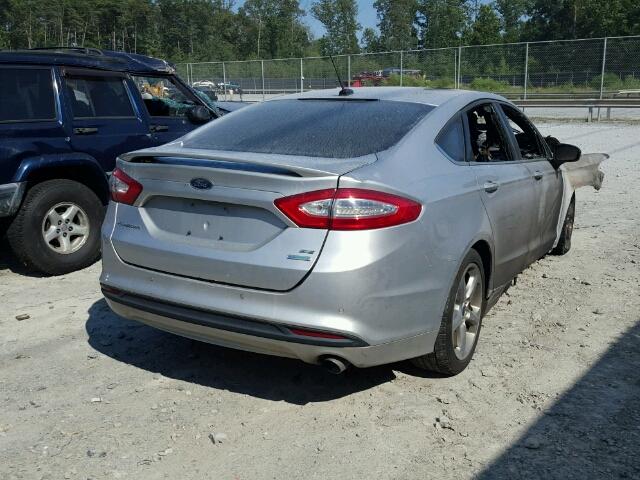 N0V1N33628286 - 2013 FORD FUSION SE BURN photo 4