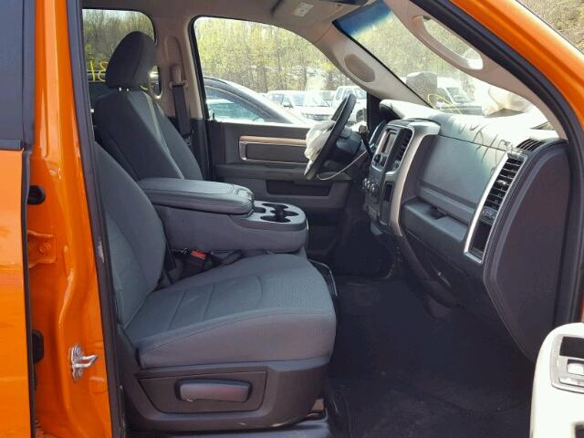 3C63RPLJ5HG672697 - 2017 RAM 3500 SLT ORANGE photo 5