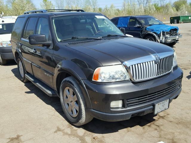 5LMFU28515LJ07468 - 2005 LINCOLN NAVIGATOR GRAY photo 1