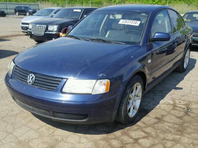 WVWBH63B51P024787 - 2001 VOLKSWAGEN PASSAT GLX 蓝色 照片 2