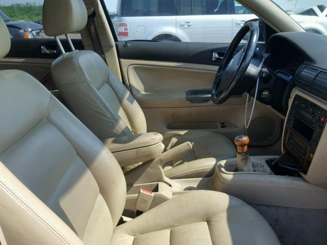 WVWBH63B51P024787 - 2001 VOLKSWAGEN PASSAT GLX 蓝色 照片 5