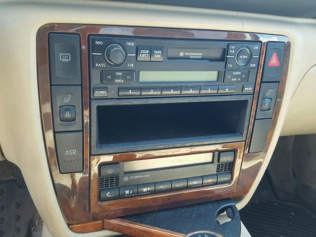 WVWBH63B51P024787 - 2001 VOLKSWAGEN PASSAT GLX 蓝色 照片 9