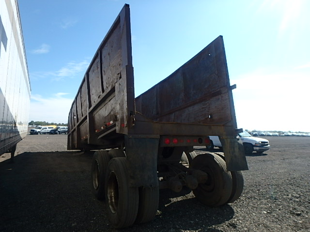 1C9BB38BXVM110431 - 1997 DUMP TRAILER BROWN photo 4