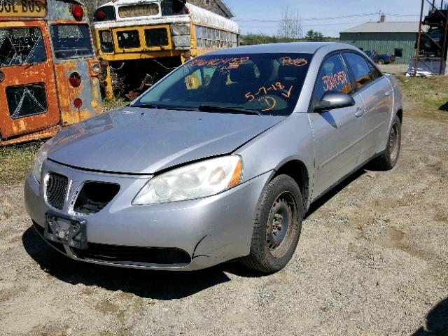 1G2ZF55B264292950 - 2006 PONTIAC G6 SE SILVER photo 2