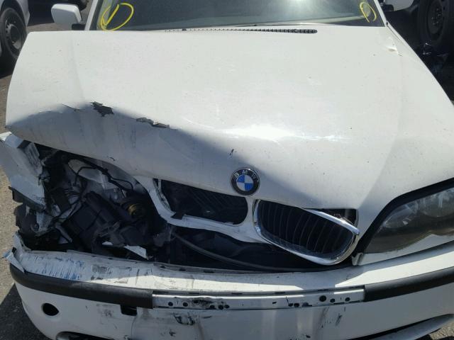 WBAAZ33464KP91300 - 2004 BMW 325 IS SUL WHITE photo 7