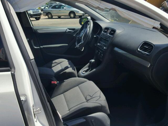 WVWDB7AJXDW121679 - 2013 VOLKSWAGEN GOLF WHITE photo 5