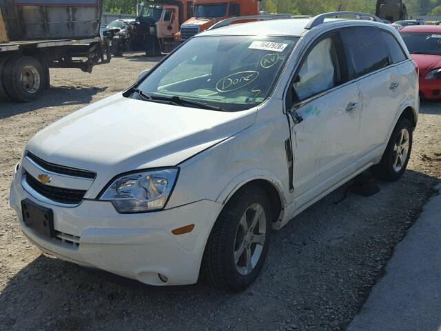 3GNFL3EK5DS512727 - 2013 CHEVROLET CAPTIVA LT WHITE photo 2