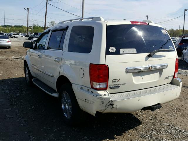 1A8JW18TX9F702742 - 2009 CHRYSLER ASPEN HYBR WHITE photo 3