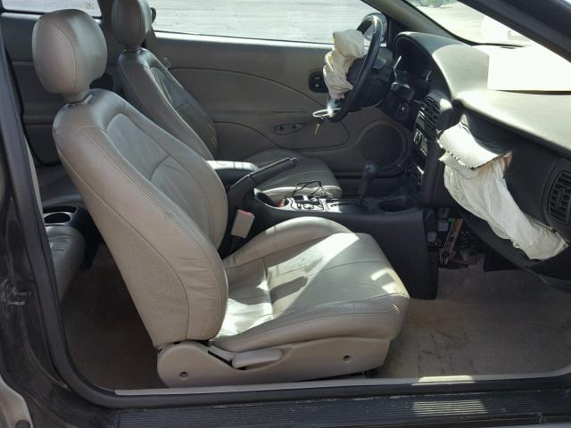 1G8ZY1274YZ194694 - 2000 SATURN SC2 SILVER photo 5