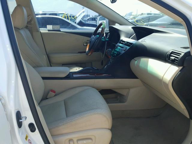 2T2ZK1BA4CC065579 - 2012 LEXUS RX 350 WHITE photo 5