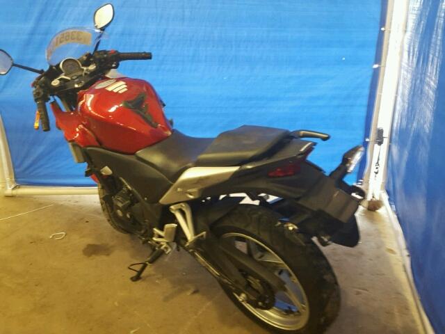 MLHMC4127B5000788 - 2011 HONDA CBR250 RA RED photo 3