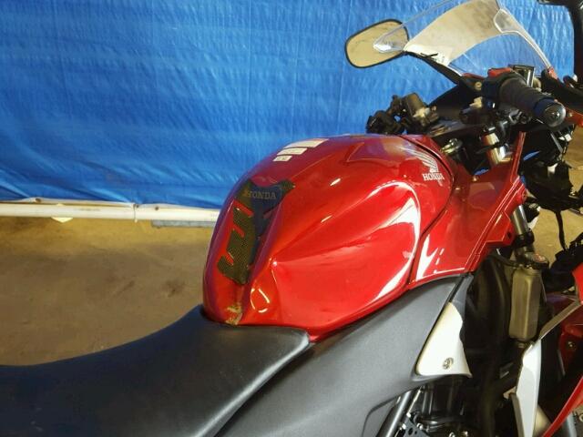 MLHMC4127B5000788 - 2011 HONDA CBR250 RA RED photo 5