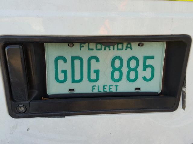 1GTDM19W3YB505792 - 2000 GMC SAFARI XT WHITE photo 9