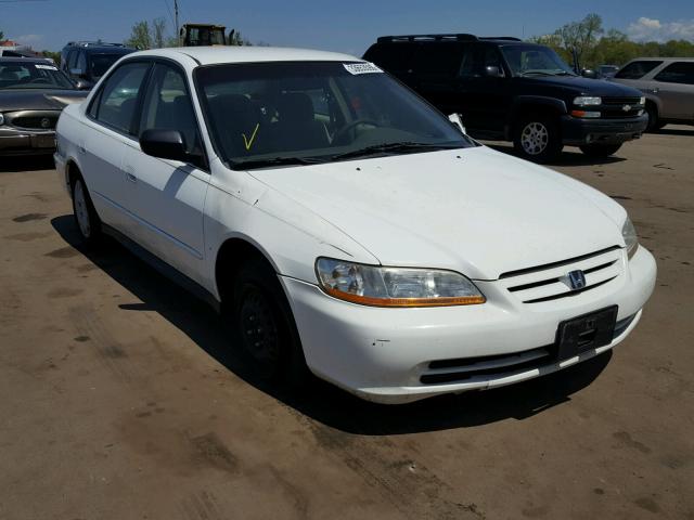 JHMCG66572C019062 - 2002 HONDA ACCORD LX WHITE photo 1