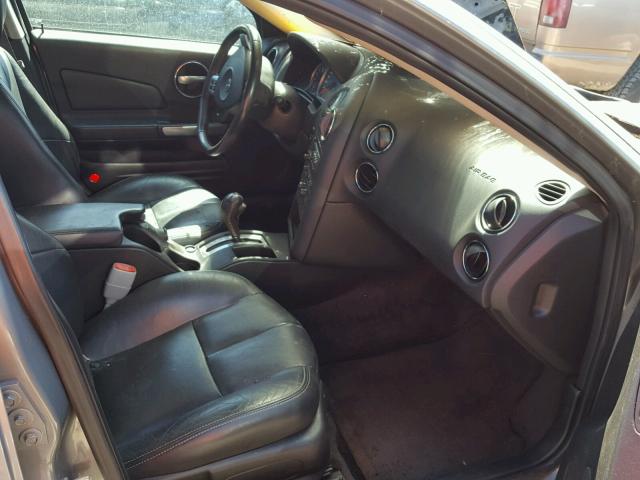 2G2WP552281137233 - 2008 PONTIAC GRAND PRIX GRAY photo 5