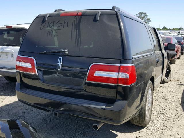 5LMFL28528LJ20477 - 2008 LINCOLN NAVIGATOR BLACK photo 4