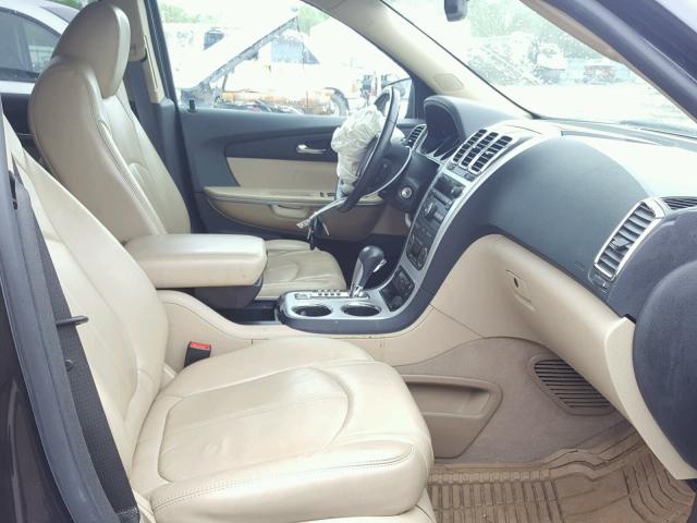 1GKLVMED7AJ171815 - 2010 GMC ACADIA SLT შავი ფოტო 5