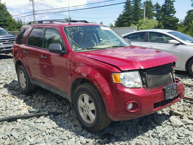 1FMCU9DG9BKB93815 - 2011 FORD ESCAPE XLT RED photo 1