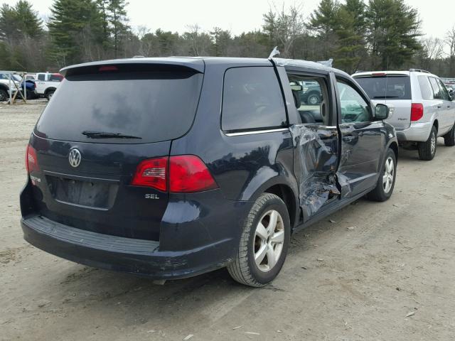 2V4RW5DX6AR294902 - 2010 VOLKSWAGEN ROUTAN SEL BLUE photo 4