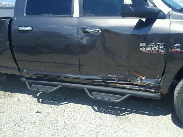 3C6UR5JL1JG151222 - 2018 RAM 2500 SLT CHARCOAL photo 9