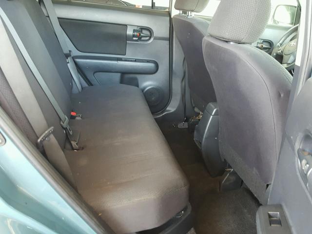 JTLKE50E981016873 - 2008 TOYOTA SCION XB GREEN photo 6