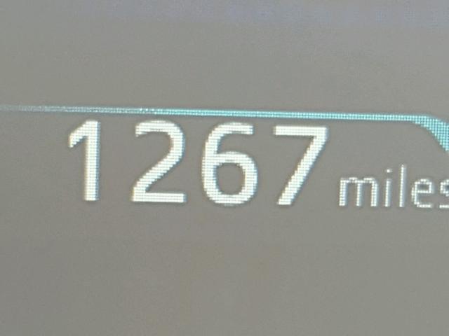 JTDKARFPXH3066810 - 2017 TOYOTA PRIUS PRIM ვერცხლისფერი ფოტო 8