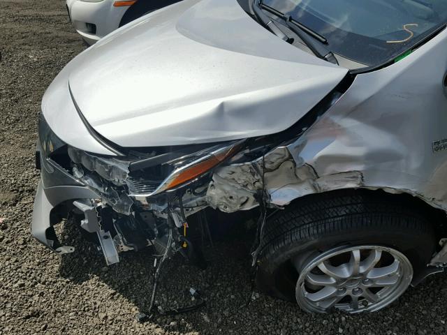 JTDKARFPXH3066810 - 2017 TOYOTA PRIUS PRIM ვერცხლისფერი ფოტო 9