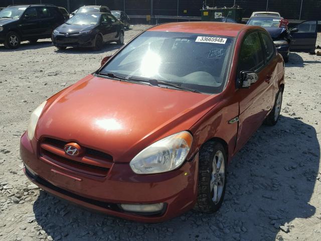 KMHCN36C37U047359 - 2007 HYUNDAI ACCENT SE ORANGE photo 2