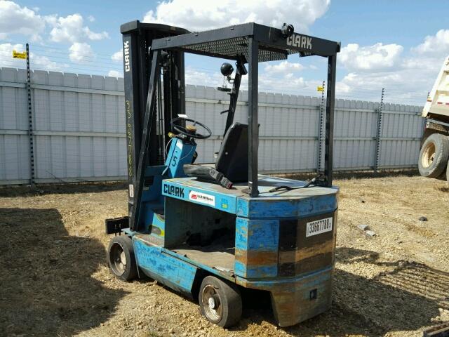 E35700567870FB - 1999 CLAR FORKLIFT 蓝色 照片 3