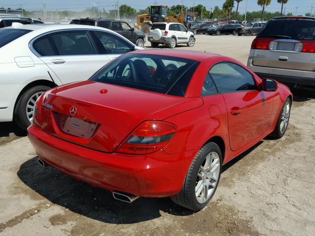 WDBWK54F19F209076 - 2009 MERCEDES-BENZ SLK 300 RED photo 4