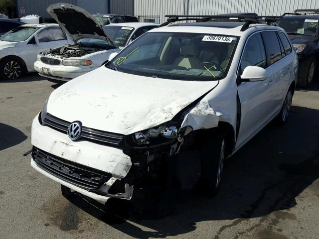 3VWPL7AJXBM655348 - 2011 VOLKSWAGEN JETTA TDI WHITE photo 2