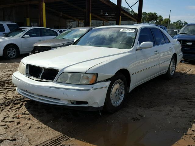 JNKBY31A41M100346 - 2001 INFINITI Q45 BASE WHITE photo 2