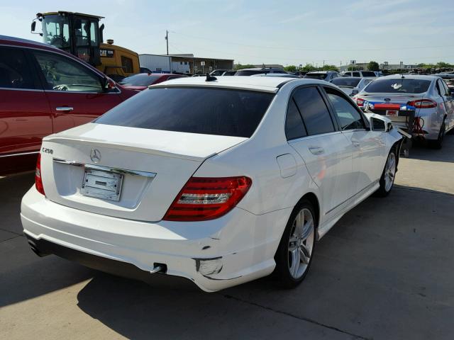 WDDGF4HB8EG186059 - 2014 MERCEDES-BENZ C 250 WHITE photo 4