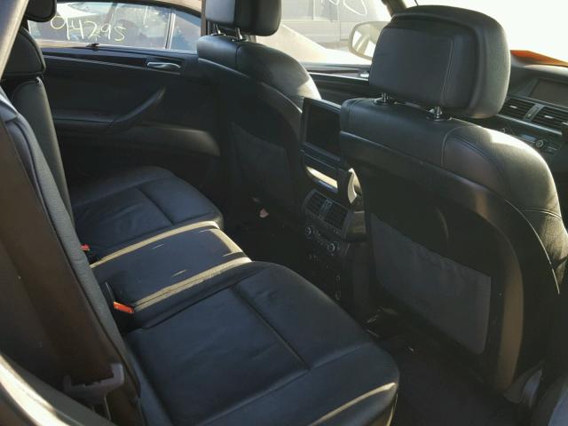 5UXFE8C55AL310418 - 2010 BMW X5 XDRIVE4 Grau Foto 6