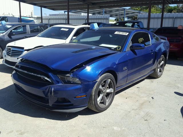 1ZVBP8CFXE5282383 - 2014 FORD MUSTANG GT BLUE photo 2